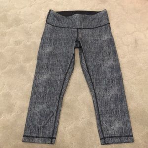 Lululemon size 6 athletic tights pants